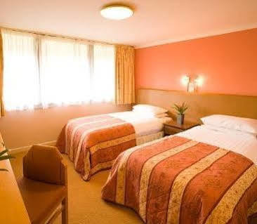 Hermitage Park Hotel Coalville Kültér fotó